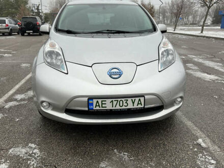 Сірий Ніссан Ліф, об'ємом двигуна 0 л та пробігом 135 тис. км за 6200 $, фото 1 на Automoto.ua