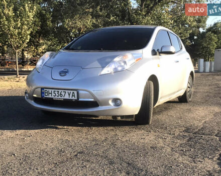 Сірий Ніссан Ліф, об'ємом двигуна 0 л та пробігом 164 тис. км за 6300 $, фото 1 на Automoto.ua