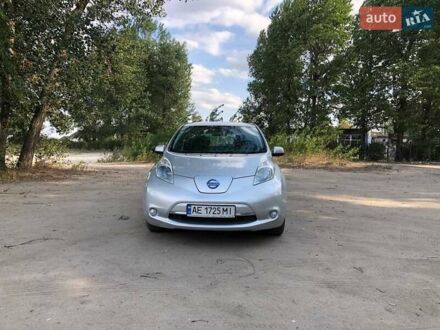 Сірий Ніссан Ліф, об'ємом двигуна 0 л та пробігом 299 тис. км за 4777 $, фото 1 на Automoto.ua