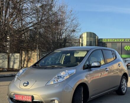 Серый Ниссан Лиф, объемом двигателя 0 л и пробегом 113 тыс. км за 6500 $, фото 1 на Automoto.ua