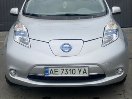 Серый Ниссан Лиф, объемом двигателя 0 л и пробегом 200 тыс. км за 6800 $, фото 1 на Automoto.ua