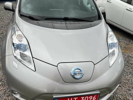 Сірий Ніссан Ліф, об'ємом двигуна 0 л та пробігом 113 тис. км за 6600 $, фото 1 на Automoto.ua