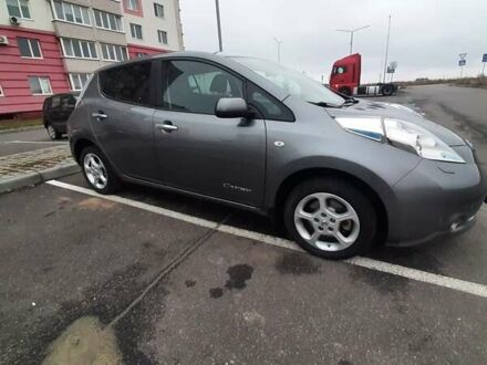 Сірий Ніссан Ліф, об'ємом двигуна 0 л та пробігом 129 тис. км за 7100 $, фото 1 на Automoto.ua