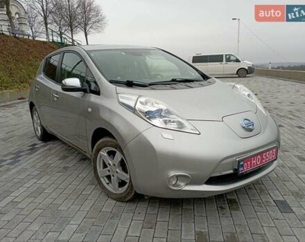 Серый Ниссан Лиф, объемом двигателя 0 л и пробегом 132 тыс. км за 5950 $, фото 1 на Automoto.ua