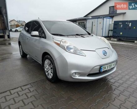 Сірий Ніссан Ліф, об'ємом двигуна 0 л та пробігом 91 тис. км за 6500 $, фото 1 на Automoto.ua