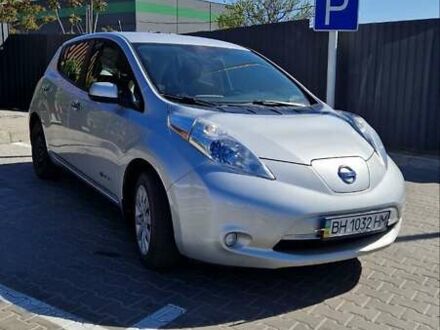 Серый Ниссан Лиф, объемом двигателя 0 л и пробегом 101 тыс. км за 6800 $, фото 1 на Automoto.ua