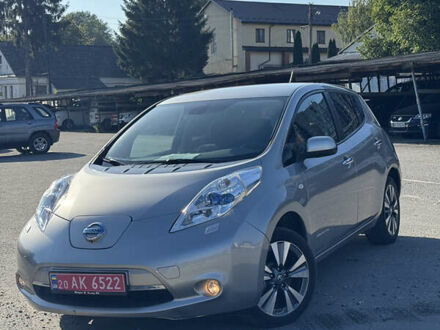 Сірий Ніссан Ліф, об'ємом двигуна 0 л та пробігом 111 тис. км за 7200 $, фото 1 на Automoto.ua