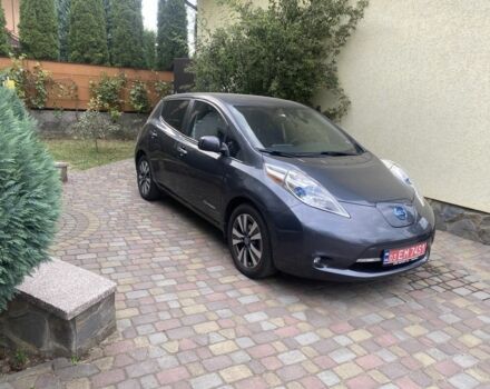 Сірий Ніссан Ліф, об'ємом двигуна 0 л та пробігом 150 тис. км за 6599 $, фото 1 на Automoto.ua