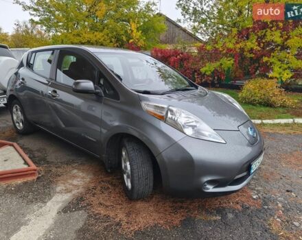 Сірий Ніссан Ліф, об'ємом двигуна 0 л та пробігом 116 тис. км за 7500 $, фото 1 на Automoto.ua