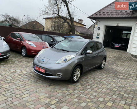 Сірий Ніссан Ліф, об'ємом двигуна 0 л та пробігом 159 тис. км за 6490 $, фото 1 на Automoto.ua