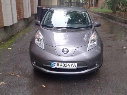 Сірий Ніссан Ліф, об'ємом двигуна 0 л та пробігом 150 тис. км за 7200 $, фото 1 на Automoto.ua