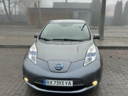 Серый Ниссан Лиф, объемом двигателя 0 л и пробегом 146 тыс. км за 7200 $, фото 1 на Automoto.ua