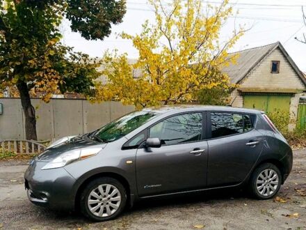 Серый Ниссан Лиф, объемом двигателя 80 л и пробегом 104 тыс. км за 7700 $, фото 1 на Automoto.ua