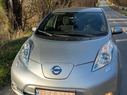 Серый Ниссан Лиф, объемом двигателя 0 л и пробегом 186 тыс. км за 6700 $, фото 1 на Automoto.ua