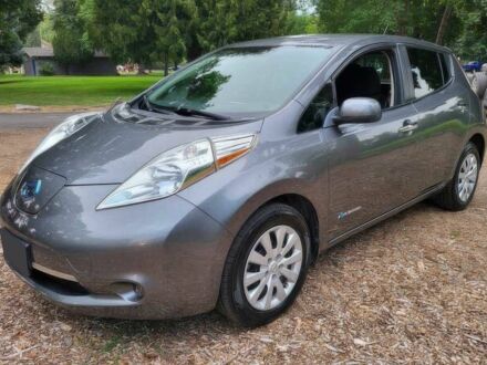 Серый Ниссан Лиф, объемом двигателя 0 л и пробегом 72 тыс. км за 3200 $, фото 1 на Automoto.ua