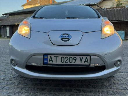 Серый Ниссан Лиф, объемом двигателя 0 л и пробегом 192 тыс. км за 5700 $, фото 1 на Automoto.ua