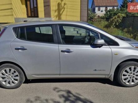 Серый Ниссан Лиф, объемом двигателя 0 л и пробегом 106 тыс. км за 7000 $, фото 1 на Automoto.ua