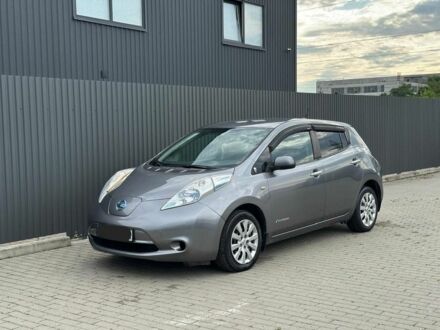 Сірий Ніссан Ліф, об'ємом двигуна 0 л та пробігом 122 тис. км за 5999 $, фото 1 на Automoto.ua