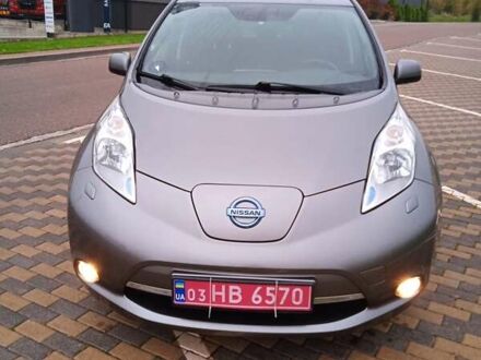 Серый Ниссан Лиф, объемом двигателя 0 л и пробегом 83 тыс. км за 7800 $, фото 1 на Automoto.ua