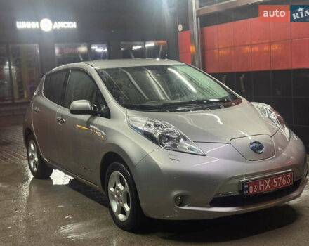 Сірий Ніссан Ліф, об'ємом двигуна 0 л та пробігом 123 тис. км за 6999 $, фото 1 на Automoto.ua