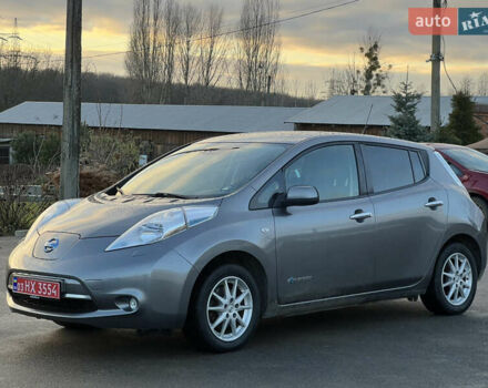 Серый Ниссан Лиф, объемом двигателя 0 л и пробегом 129 тыс. км за 8500 $, фото 1 на Automoto.ua