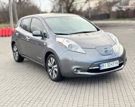 Серый Ниссан Лиф, объемом двигателя 0 л и пробегом 65 тыс. км за 9000 $, фото 1 на Automoto.ua