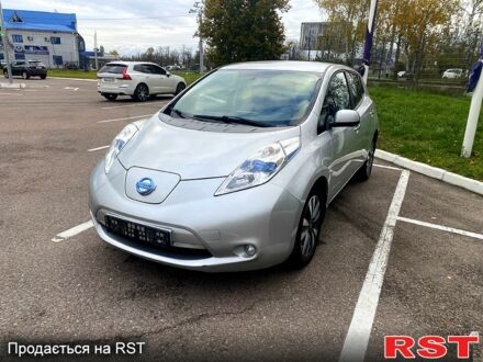 Серый Ниссан Лиф, объемом двигателя 80 л и пробегом 140 тыс. км за 7400 $, фото 1 на Automoto.ua