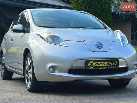 Серый Ниссан Лиф, объемом двигателя 0 л и пробегом 100 тыс. км за 8300 $, фото 1 на Automoto.ua