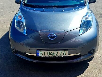 Ніссан Ліф 2016 у Полтаві на Automoto.ua Сірий Ніссан Ліф, об'ємом двигуна 0 л та пробігом 109 тис. км за 8500 $, фото 1 на Automoto.ua