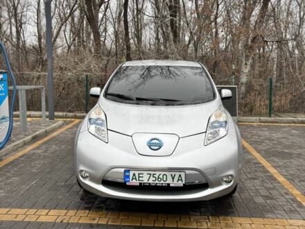 Серый Ниссан Лиф, объемом двигателя 0 л и пробегом 112 тыс. км за 7200 $, фото 1 на Automoto.ua