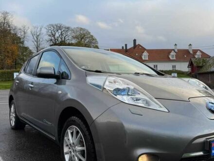 Серый Ниссан Лиф, объемом двигателя 0 л и пробегом 89 тыс. км за 7400 $, фото 1 на Automoto.ua