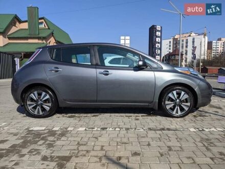 Серый Ниссан Лиф, объемом двигателя 0 л и пробегом 96 тыс. км за 8300 $, фото 1 на Automoto.ua