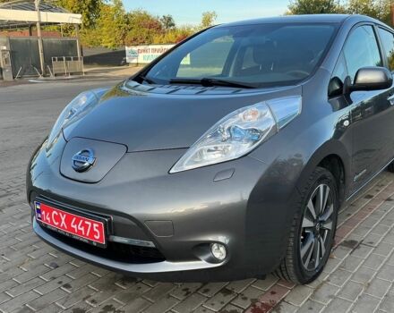 Серый Ниссан Лиф, объемом двигателя 0 л и пробегом 128 тыс. км за 7700 $, фото 1 на Automoto.ua