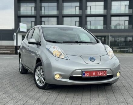 Сірий Ніссан Ліф, об'ємом двигуна 0 л та пробігом 124 тис. км за 7500 $, фото 1 на Automoto.ua