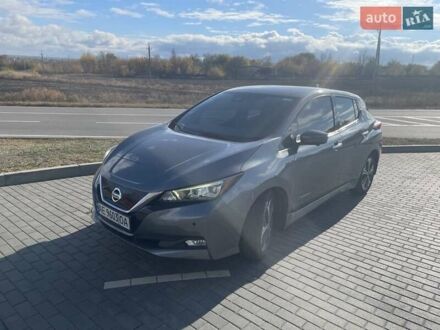 Серый Ниссан Лиф, объемом двигателя 0 л и пробегом 144 тыс. км за 12500 $, фото 1 на Automoto.ua