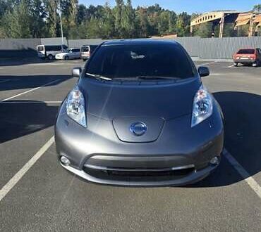 Серый Ниссан Лиф, объемом двигателя 0 л и пробегом 108 тыс. км за 8700 $, фото 1 на Automoto.ua