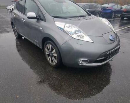 Ниссан Лиф 2017 в Бродах на Automoto.ua Серый Ниссан Лиф, объемом двигателя 0 л и пробегом 130 тыс. км за 8000 $, фото 1 на Automoto.ua