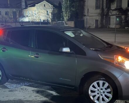 Серый Ниссан Лиф, объемом двигателя 0 л и пробегом 146 тыс. км за 7300 $, фото 1 на Automoto.ua