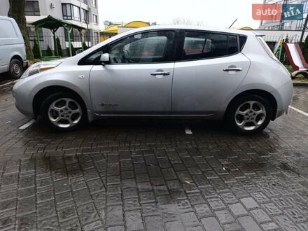 Сірий Ніссан Ліф, об'ємом двигуна 0 л та пробігом 85 тис. км за 8600 $, фото 1 на Automoto.ua