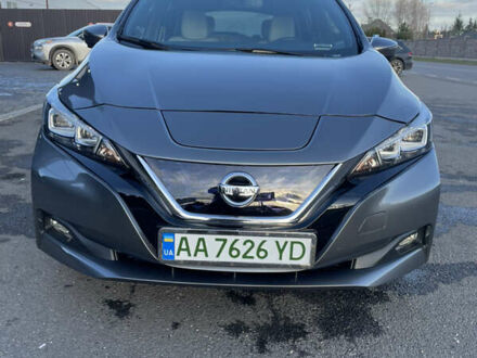 Серый Ниссан Лиф, объемом двигателя 0 л и пробегом 65 тыс. км за 14000 $, фото 1 на Automoto.ua