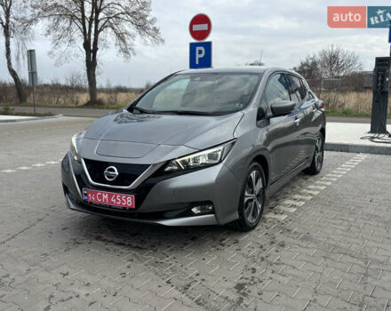 Сірий Ніссан Ліф, об'ємом двигуна 0 л та пробігом 152 тис. км за 11950 $, фото 1 на Automoto.ua