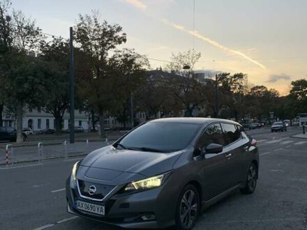 Сірий Ніссан Ліф, об'ємом двигуна 0 л та пробігом 100 тис. км за 11500 $, фото 1 на Automoto.ua