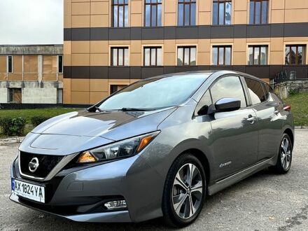 Серый Ниссан Лиф, объемом двигателя 0 л и пробегом 114 тыс. км за 9800 $, фото 1 на Automoto.ua