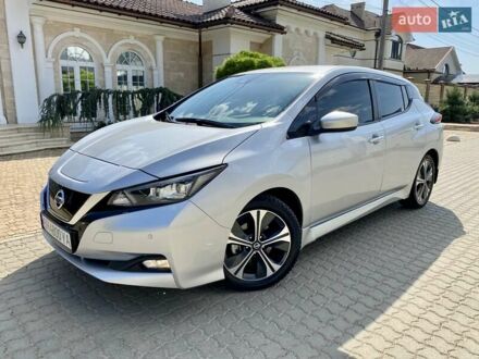 Сірий Ніссан Ліф, об'ємом двигуна 0 л та пробігом 33 тис. км за 17000 $, фото 1 на Automoto.ua