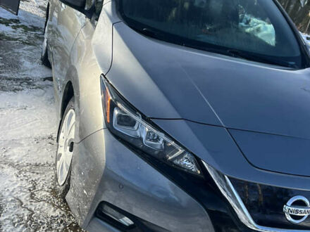 Серый Ниссан Лиф, объемом двигателя 0 л и пробегом 106 тыс. км за 12200 $, фото 1 на Automoto.ua