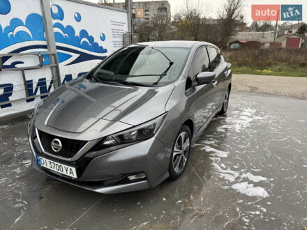 Серый Ниссан Лиф, объемом двигателя 0 л и пробегом 99 тыс. км за 12900 $, фото 1 на Automoto.ua