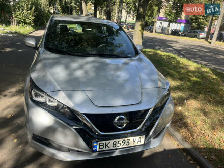 Серый Ниссан Лиф, объемом двигателя 0 л и пробегом 107 тыс. км за 15600 $, фото 1 на Automoto.ua