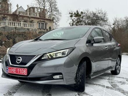 Сірий Ніссан Ліф, об'ємом двигуна 0 л та пробігом 72 тис. км за 16700 $, фото 1 на Automoto.ua