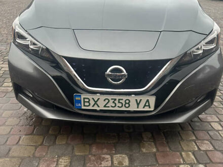 Серый Ниссан Лиф, объемом двигателя 0 л и пробегом 79 тыс. км за 14777 $, фото 1 на Automoto.ua