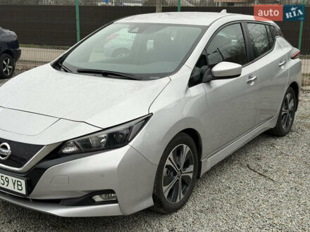 Серый Ниссан Лиф, объемом двигателя 0 л и пробегом 99 тыс. км за 12900 $, фото 1 на Automoto.ua